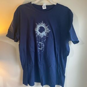 Graphic tee - sun and moon